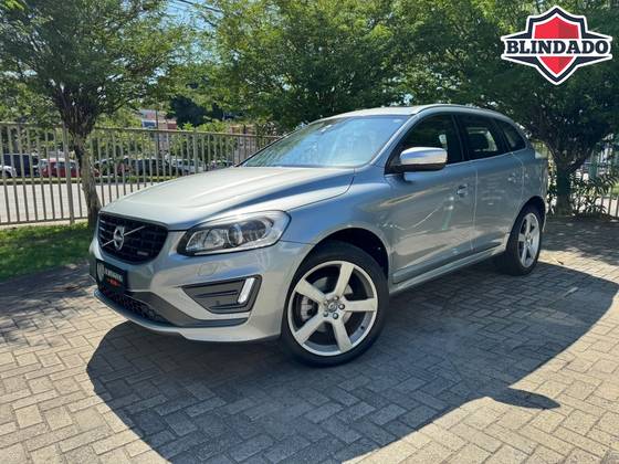 VOLVO XC60 2.0 T6 R DESIGN TURBO GASOLINA 4P AUTOMÁTICO